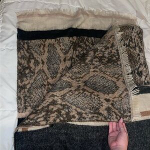 Multi pattern womens winter scarf Adjustable Animal print fuzzy